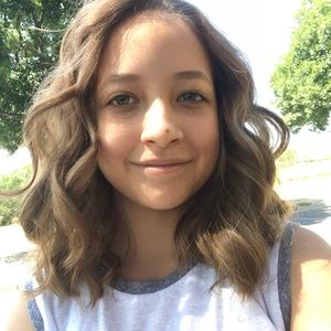 Meet your Posher, Emmaemma